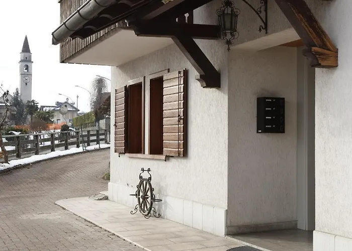 Lägenhet Ninetta Dolomiti *