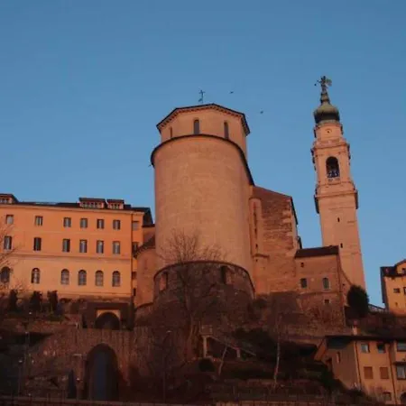 Ninetta Dolomiti Lägenhet *